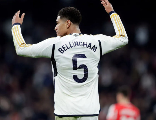 Waarom draagt Jude Bellingham rugnummer 5 bij Real Madrid?